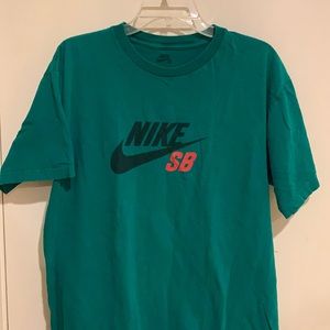 Nike SB Tee